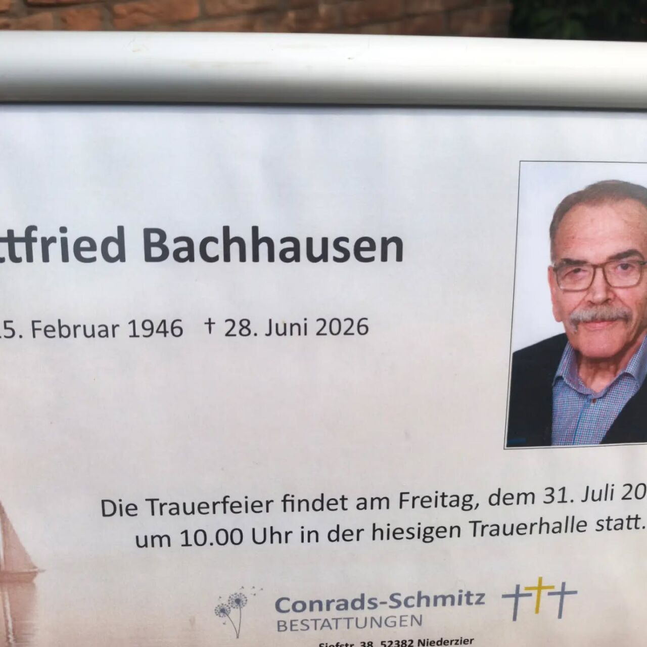 Traueranzeige mit Foto von Dirk Bachhausen und Todesdaten.