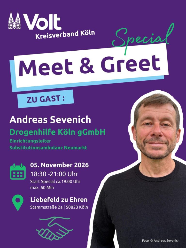 Ein Mann bei einem Meet & Greet Event in Köln, mit Datum und Ort.